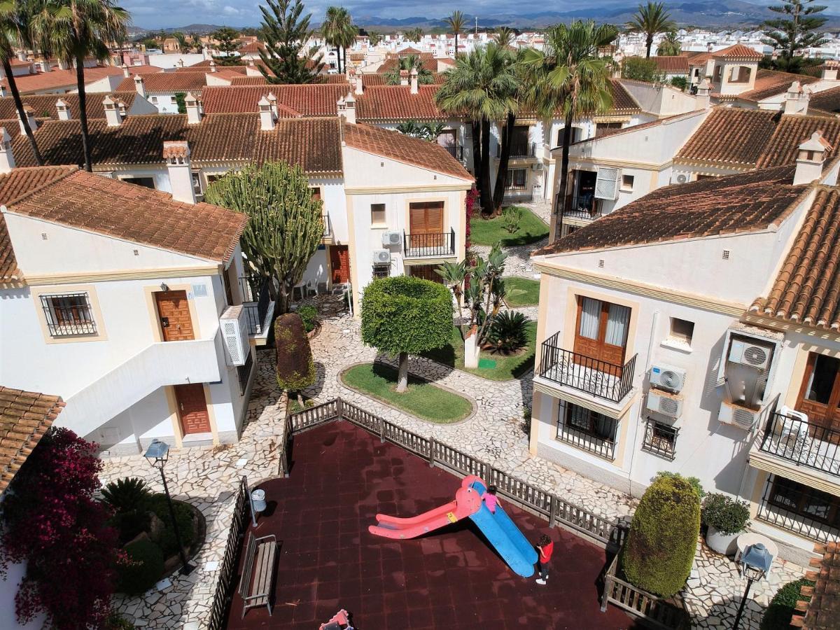 Apartamento Tropical Playas de Vera Esterno foto